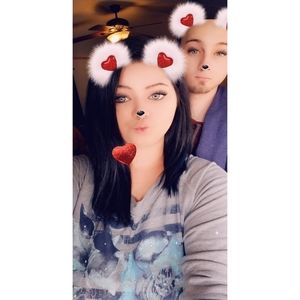 Meet your Posher, Savana an taylor